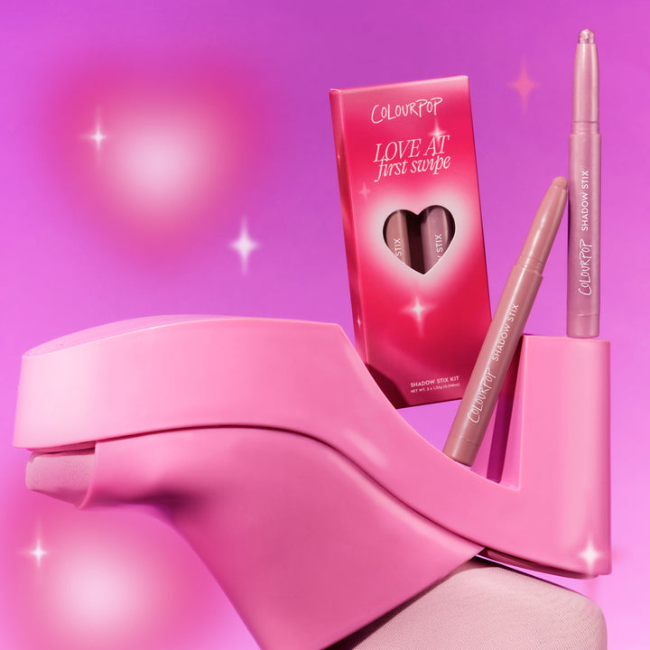 Love At First Swipe - Balanced Playful Eye Glow