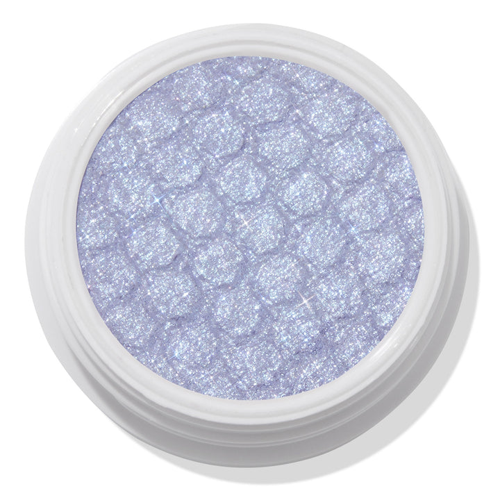 Moon Daisy - Classic Confident Eye Detail