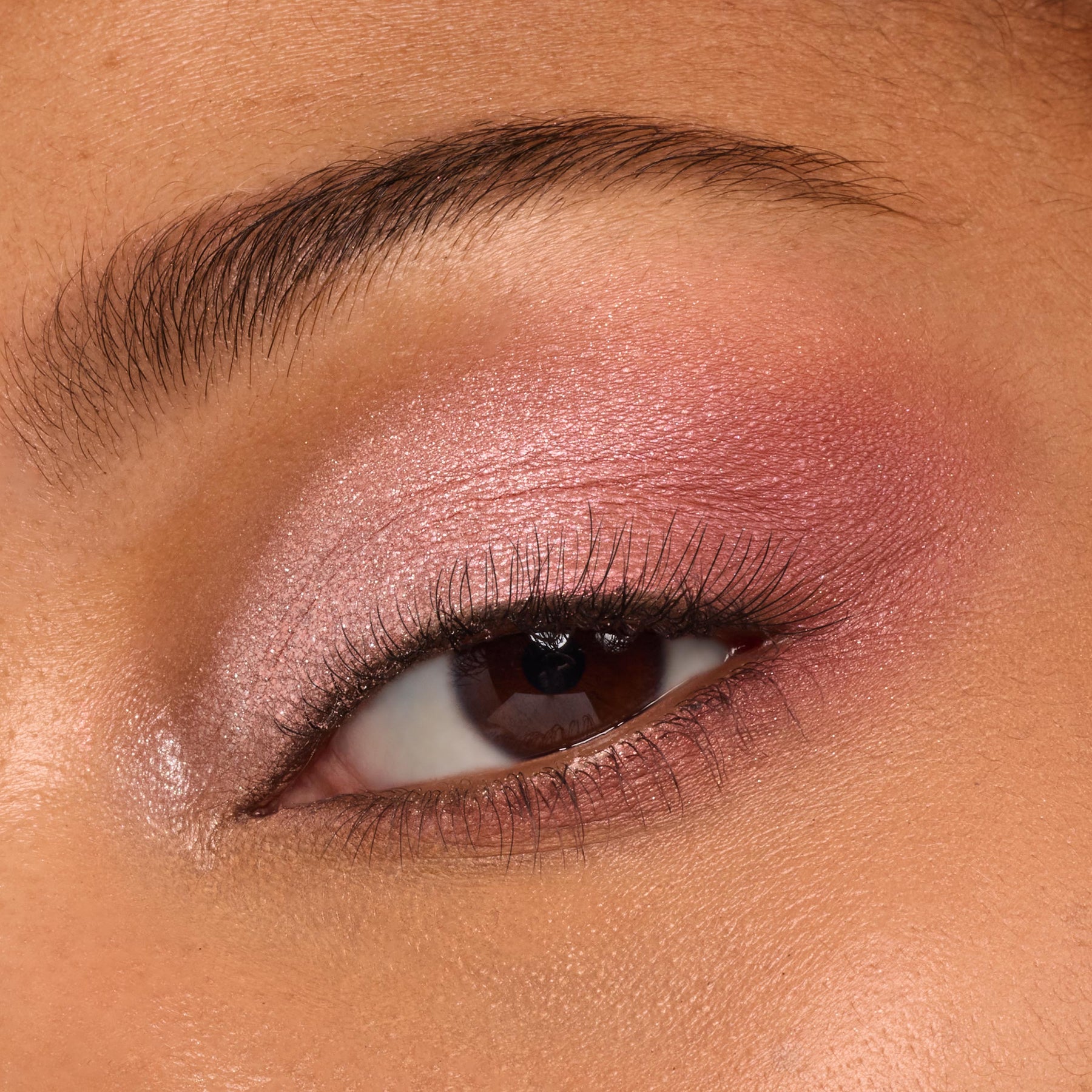 Blush Baby - Glossy Classic Cheek Definition