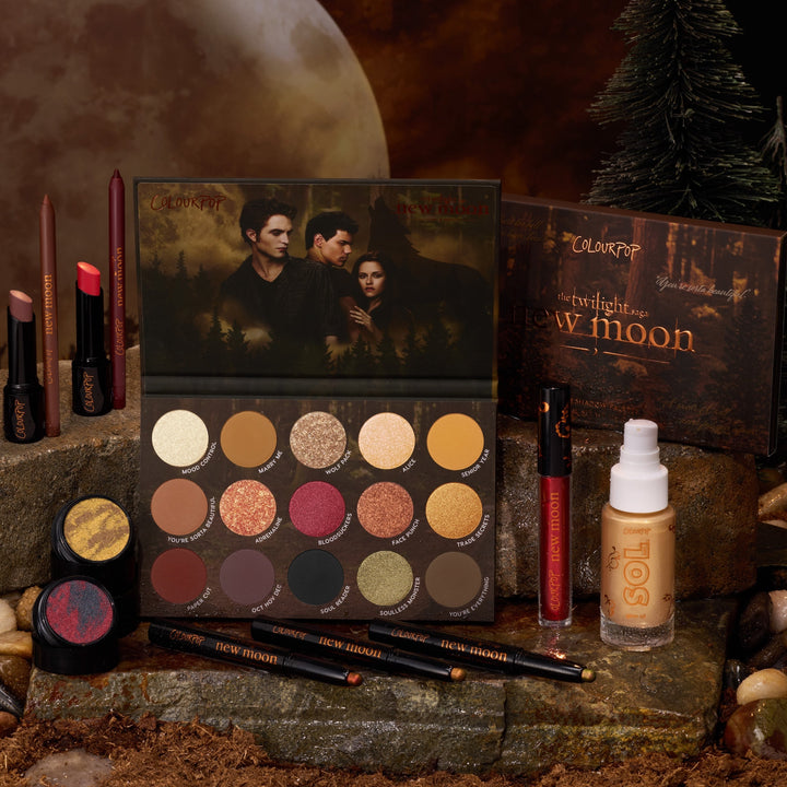 Twilight New Moon x Full Collection - Comfortable Refined Beauty Capsule