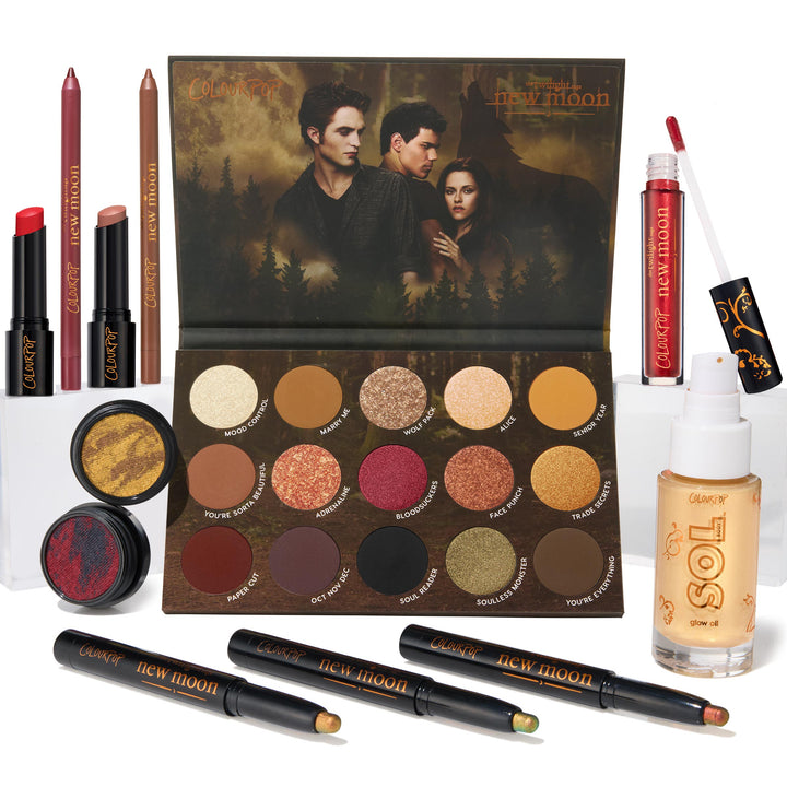 Twilight New Moon x Full Collection - Comfortable Refined Beauty Capsule